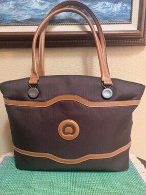 Delsey Chatelet Air 2.0 Travel Set: Tote & Matching Toiletry Pouches –LIKE NEW!